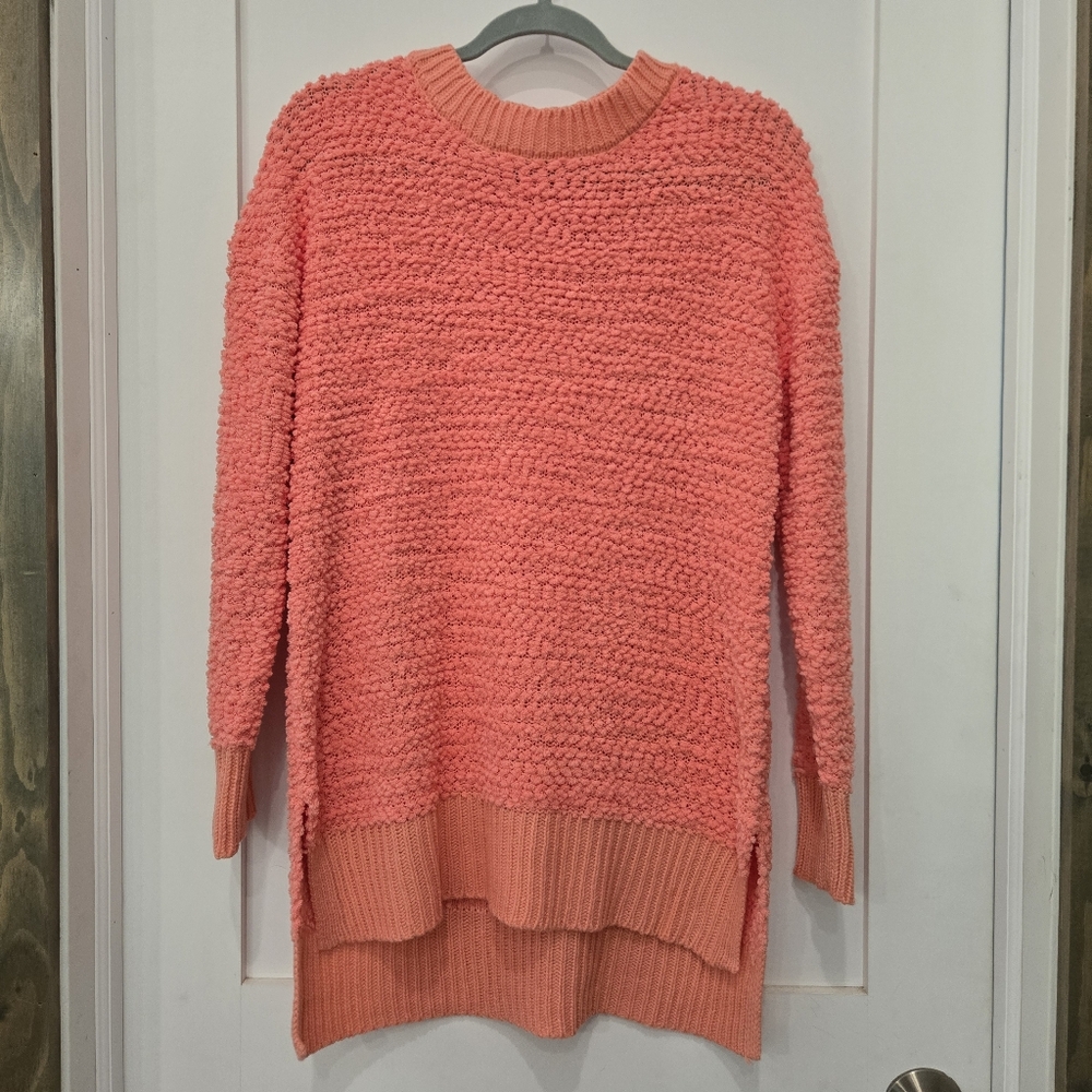 Zenana Outfitters 🦩 Coral Crew Neck Sweater - Picture 2 of 5